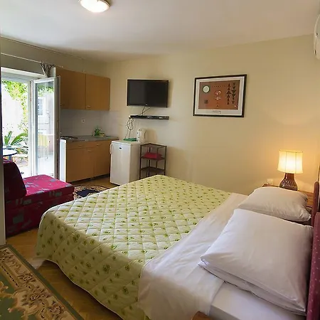 Boutique Dorma krevet i doručak 4*